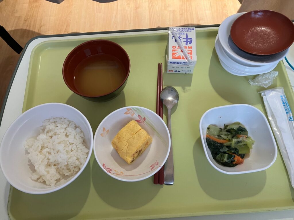 病院食
